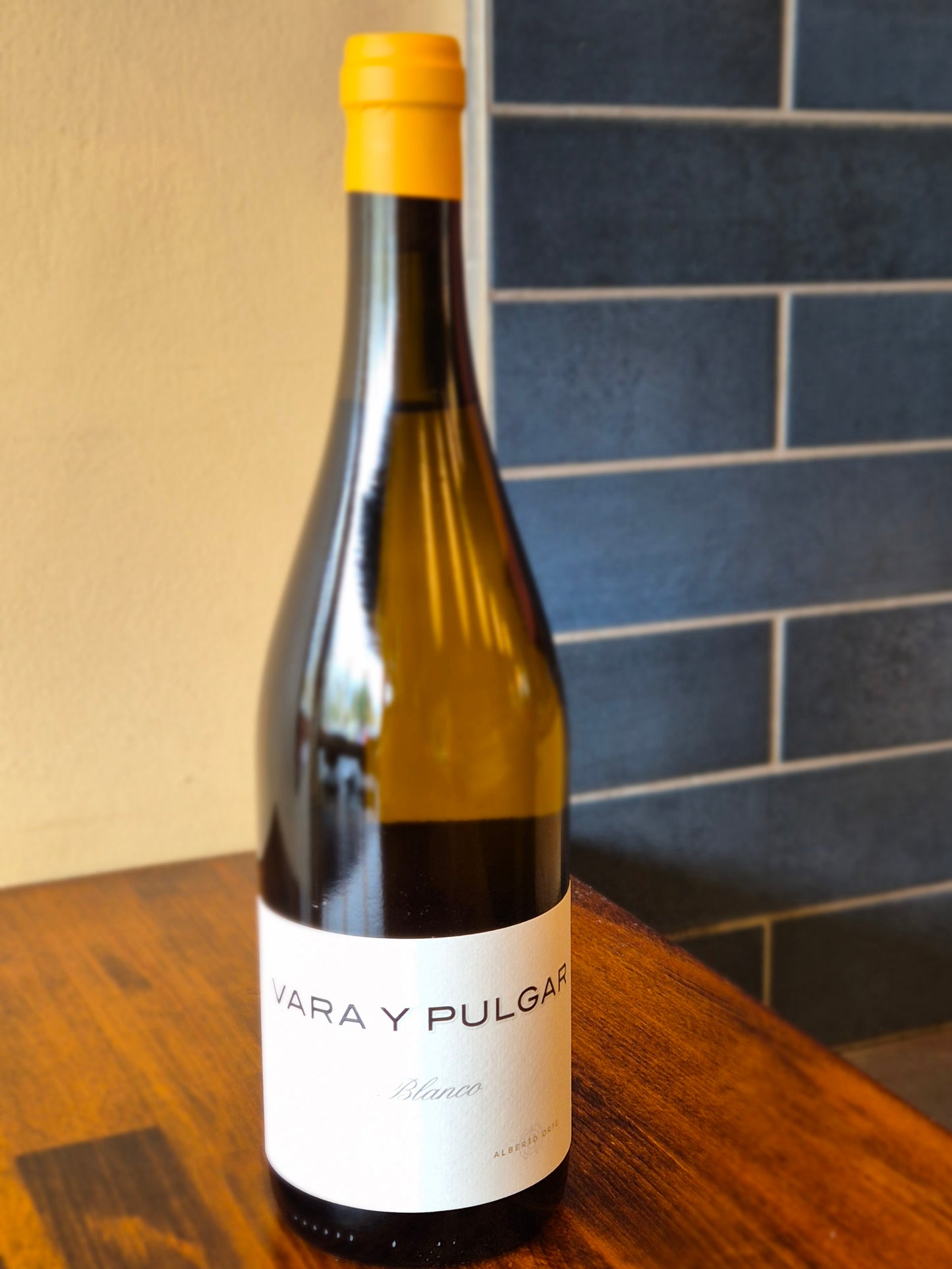 Alberto Orte - Vara Y Pulgar Blanco